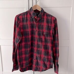 🎉 BOGO! 2/$12! American Eagle Outfitters Button Down Shirt